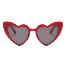 将图片加载到图库查看器，Elegant Retro  Love Heart Sunglasses Women Big Frame Personality Sunglasses Fashion Cute Retro Cat Eye Vintage Sunglasses  For Women and Girl
