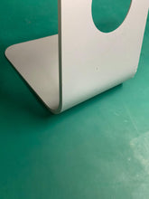 Load image into Gallery viewer, Apple iMac (21.5-inch 2014) 1.4 GHz i5 8GB RAM 500GB HDD (Silver)
