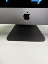 将图片加载到图库查看器，2017 Apple iMac Pro 27-inch 3.0GHz 10-Core Intel Xeon W - 128GB RAM - 2TB SSD - Radeon Pro Vega 56
