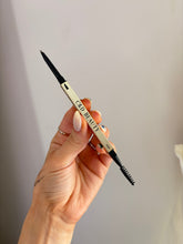 将图片加载到图库查看器，Precision Brow Defining Pencil
