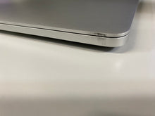 Load image into Gallery viewer, MacBook Pro (2019) 15-Inch - 2.3GHz Core i9 - 5500M - 32GB RAM 1TB SSD - Silver
