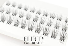 将图片加载到图库查看器，Flirty Forever Flawless Refill

