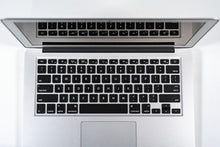 Load image into Gallery viewer, Apple MacBook Air (11-inch 2013) 1.3 GHz Core i5 4GB RAM (Silver)
