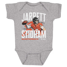 将图片加载到图库查看器，Jarrett Stidham Denver Player Name WHT

