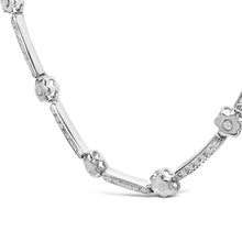 将图片加载到图库查看器，14K White Gold 1.0 Cttw Diamond Flower and Bar Station Necklace
