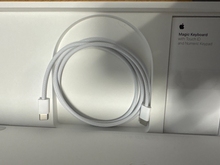 Load image into Gallery viewer, Apple Magic Keyboard 2 Touch ID &amp; Numeric Keypad / Wireless Bluetooth / Open box
