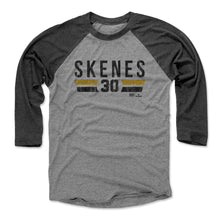 将图片加载到图库查看器，Paul Skenes Pittsburgh Font
