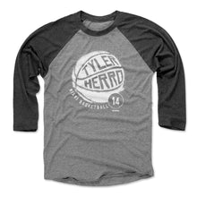 将图片加载到图库查看器，Tyler Herro Miami Basketball WHT
