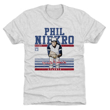 将图片加载到图库查看器，Phil Niekro Sport B
