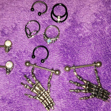 Load image into Gallery viewer, 14G 3/4 Skeleton Hand Dangle Nipple Shield Set
