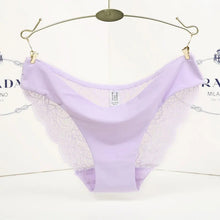 Load image into Gallery viewer, S-2XL! Seamless Low-Rise Women's Sexy Lace Lady Panties Seamless Cotton Breathable Panty Hollow Splicing Briefs Girls' Underwear
