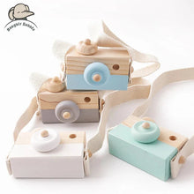Load image into Gallery viewer, Wooden Fashion Camera Montessori Baby Toy Pendant
