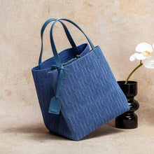 Load image into Gallery viewer, CHCH Tote Bag New Large Capacity Black Simple Knitted Shopping Bag 27*20*28cm
