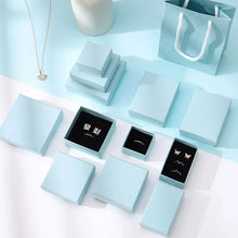 Load image into Gallery viewer, Luxury Jewelry Gift Box Set – White &amp; Dark Green Case
