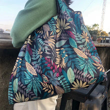 Load image into Gallery viewer, Large Capacity Foldable Grocery Bag – Waterproof Reusable Shopping Tote
