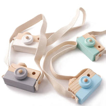 Load image into Gallery viewer, Wooden Fashion Camera Montessori Baby Toy Pendant
