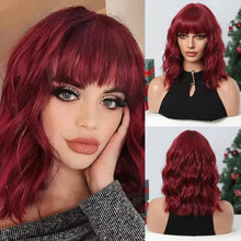 将图片加载到图库查看器，Short Wavy Wine Red Synthetic Wigs for Women Curly Lolita Wigs With Bangs Shoulder Length Wigs Natural Looking Daily Cosplay
