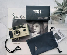 Load image into Gallery viewer, Vibe Vintage Retro 501F 35mm Reusable Non-Disposable Film Camera Black/Red/Champagne Silver/Pink
