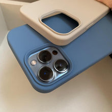 将图片加载到图库查看器，Silicone Soft Thick Protective Rubber Phone Basic Case For iPhone 14 13 Pro Max Case Luxury Silicone Phone Case for iPhone Solid Color Classic Camera Protection Case
