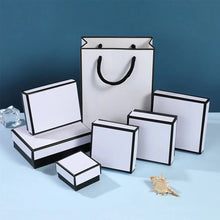 Load image into Gallery viewer, Luxury Jewelry Gift Box Set – White &amp; Dark Green Case
