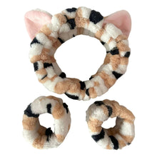 Load image into Gallery viewer, 3pcs Wash Face Headband Soft Comfortable Plush Headband Wrist Strap Set For Girls Cartoon Cat Ear Shaped Wash Up Headband Kit
