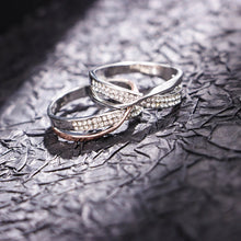 Load image into Gallery viewer, Weight Loss Crystal Rhinestone Ring Slimming Healthcare Ring Magnetic Jewelry
