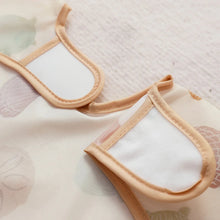 将图片加载到图库查看器，Waterproof Long Sleeve Baby Bib | Washable Feeding Bib with Full Coverage &amp; Easy Clean Design
