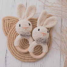 将图片加载到图库查看器，Baby Crochet Rattle Wooden Teether Toy BPA Free
