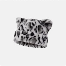 将图片加载到图库查看器，Leopard print plush teddy bear hat for women, sweet and cute, thick and warm, retro and versatile, hooded beanie.
