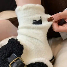 将图片加载到图库查看器，3Pairs Premium Feel Cute Cat Cozy Hairy Mink Velvet Socks Autumn Winter Hosiery Thickened Plush Warm Sleep Home Fluffy Socks
