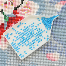 Load image into Gallery viewer, Diamond Painting Tools Set - Embroidery Box with Multi-Size Pens for DIY Art and Crafts
