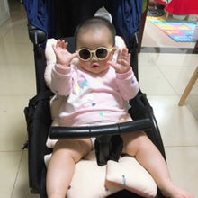 Load image into Gallery viewer, 0-4 Years Baby Silical Gel Glasses UV400 Protection TPEE Polarized Strap Baby Girl Flexible Sunglasses with Free Silicone Rope
