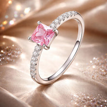 将图片加载到图库查看器，925 Sterling Silver Ring Size 6.0 with Pavé Setting CZ and Platinum Plating
