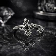 Load image into Gallery viewer, 925 Sterling Silver Pavé Setting CZ Oxidized Silver Ring
