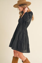 将图片加载到图库查看器，New Summer Notched Balloon Sleeve Tiered Mini Dress For Women – Trendy, Chic, and Playful with Stylish Detailing
