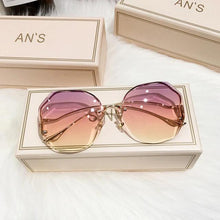 Load image into Gallery viewer, Fashion Gradient Women and Girls Modern Hexagon Metal Sunglasses For Summer In Elegant Retro Post Modern Style With UV400 Protection

