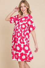 将图片加载到图库查看器，Summer Trendy Women Flower Print Ruched Dress - Trendy and Comfortable Dress for Effortless Style
