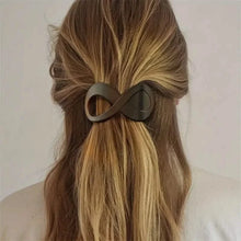 Load image into Gallery viewer, Acrylic Hair Claw Thick Hair Barrettes For Styling Hair
