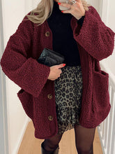 Load image into Gallery viewer, Modern Cozy Women Luxuriously Cozy Contrast Button Up Sherpa Jacket with Pockets For Fall &amp; Winter
