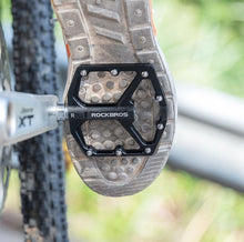 Load image into Gallery viewer, Aluminum Alloy Bicycle Pedals Road Anti-Slip Ultralight Sealed Bearing One-Piece Molding Anti-Oxidation Bike Pedals Mountain Bike Pedals Flat Pedals Nylon Fiber Bicycle Platform Pedals For Road Mountain
