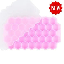 Load image into Gallery viewer, Amazing Honeycomb Ice Cube Trays Reusable Silicone Ice cube Mold Free Ice maker with Removable Lids
