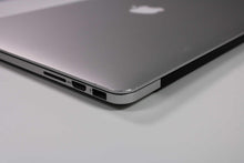 Load image into Gallery viewer, Apple MacBook Pro 15-inch 2013 2.0GHz Core i5 16GB RAM Dual GPU (Wear &amp; Tear Special)

