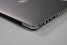 Load image into Gallery viewer, Apple MacBook Pro 15-inch 2013 2.8GHz Core i7 16GB RAM Dual GPU (Wear &amp; Tear Special)
