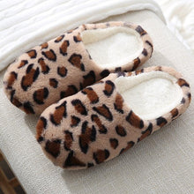 将图片加载到图库查看器，Autumn Winter Home Slippers Women Cotton Floor Shoes Plush Indoor Slippers Women Men Couple Warm House Slippers Slip On Bedroom Slippers With Comfy Fleece Lining
