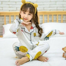 将图片加载到图库查看器，Autumn Winter Long Sleeve Kid Sleepwear Set Silk Pajamas Set Boys Pajamas Sets For Kids Home Cloth Girls Pajamas Set Kids Pajamas Sets Girls Cartoon Pattern Night Suit Children Sleepwear Pajamas Kids Silk Nightwear
