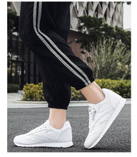 Load image into Gallery viewer, Autumn Womens Mens Sneakers Black Fashion Vulcanized Shoes Lace-up Casual Flats Light Couple Fashion Sneakers Breathable Casual Comfortable Lightweight Sneakers
