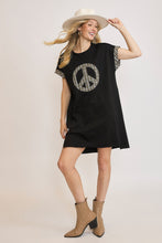 将图片加载到图库查看器，Peace Plaid Applique Short Sleeve Mini Dress For Women – Trendy Plaid Design, Unique Peace Applique, High-Low Hem for a Chic Look
