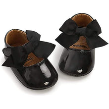 Load image into Gallery viewer, Baby Girls Flats with Bownot
