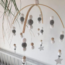 将图片加载到图库查看器，Baby Nordic Wooden Beads Wind Chimes with Wool Balls Nursery Mobile Crib Bed Bell Baby Bedroom Ceiling Wooden Beads Wind Chime Hanging Newborn Baby Bed Hanging Wind-bell Crib Tent Kids Room Decorations Ornaments
