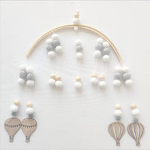 将图片加载到图库查看器，Baby Nordic Wooden Beads Wind Chimes with Wool Balls Nursery Mobile Crib Bed Bell Baby Bedroom Ceiling Wooden Beads Wind Chime Hanging Newborn Baby Bed Hanging Wind-bell Crib Tent Kids Room Decorations Ornaments
